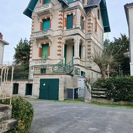 Atypique A Royan, 300 M De La Royan
